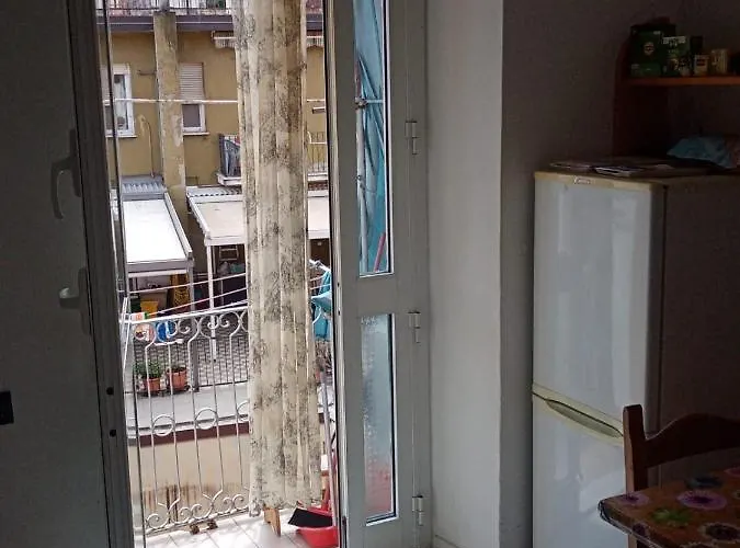 Casa Albarosa, 10 Min Walk Train Station, Free Parking. La Spezia