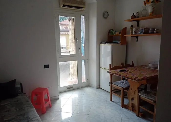 Casa Albarosa, 10 Min Walk Train Station, Free Parking. * La Spezia